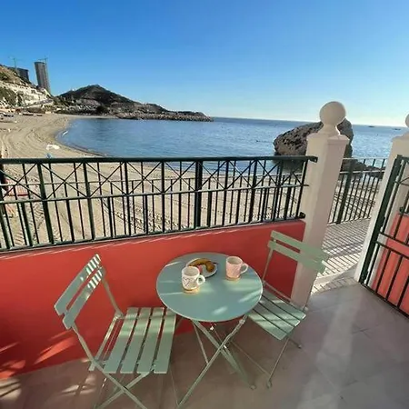 Apartment Beachfront 1br Maisonette Your Dream Vacation *